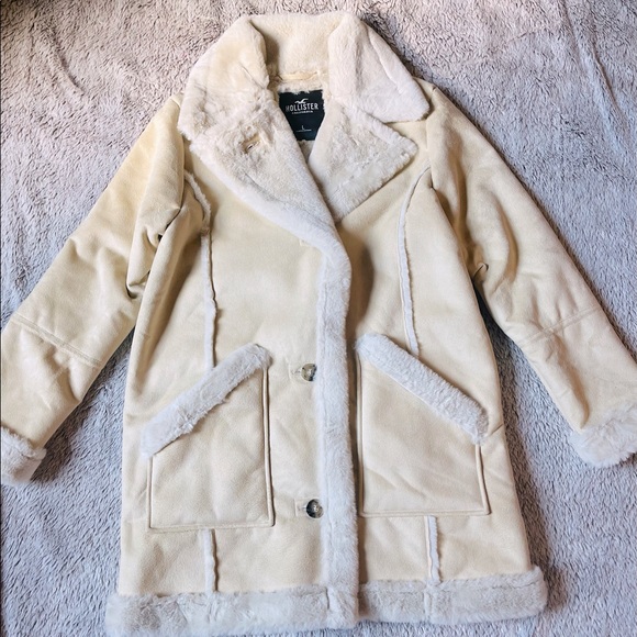 HOLLISTER FAUX SHEARLING JACKET - Picture 2 of 5
